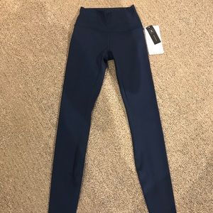 NEW// Lululemon Wunder Unders